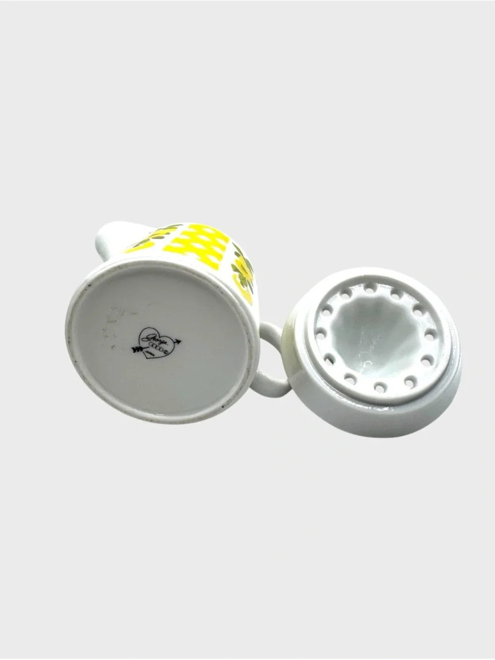 Vintage Small Lemon Ceramic Citrus Juicer Pitcher